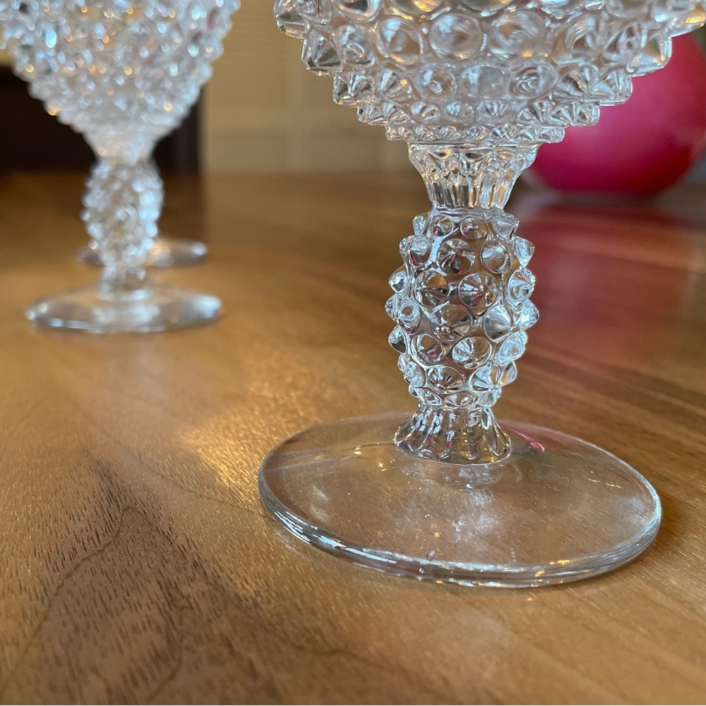 Elegant Clear Glass Goblet - Picture 6 of 8